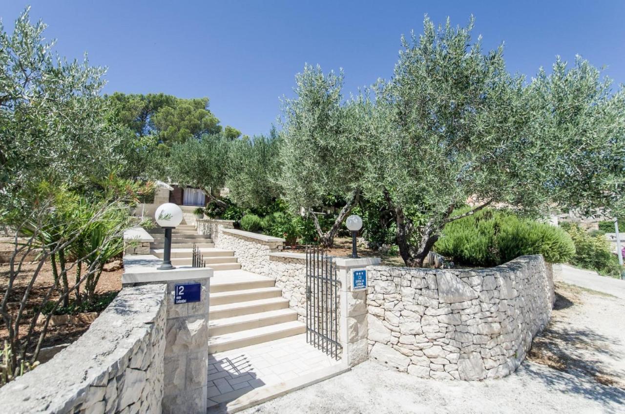 Holiday Home Villa Spilla Selca  Екстериор снимка